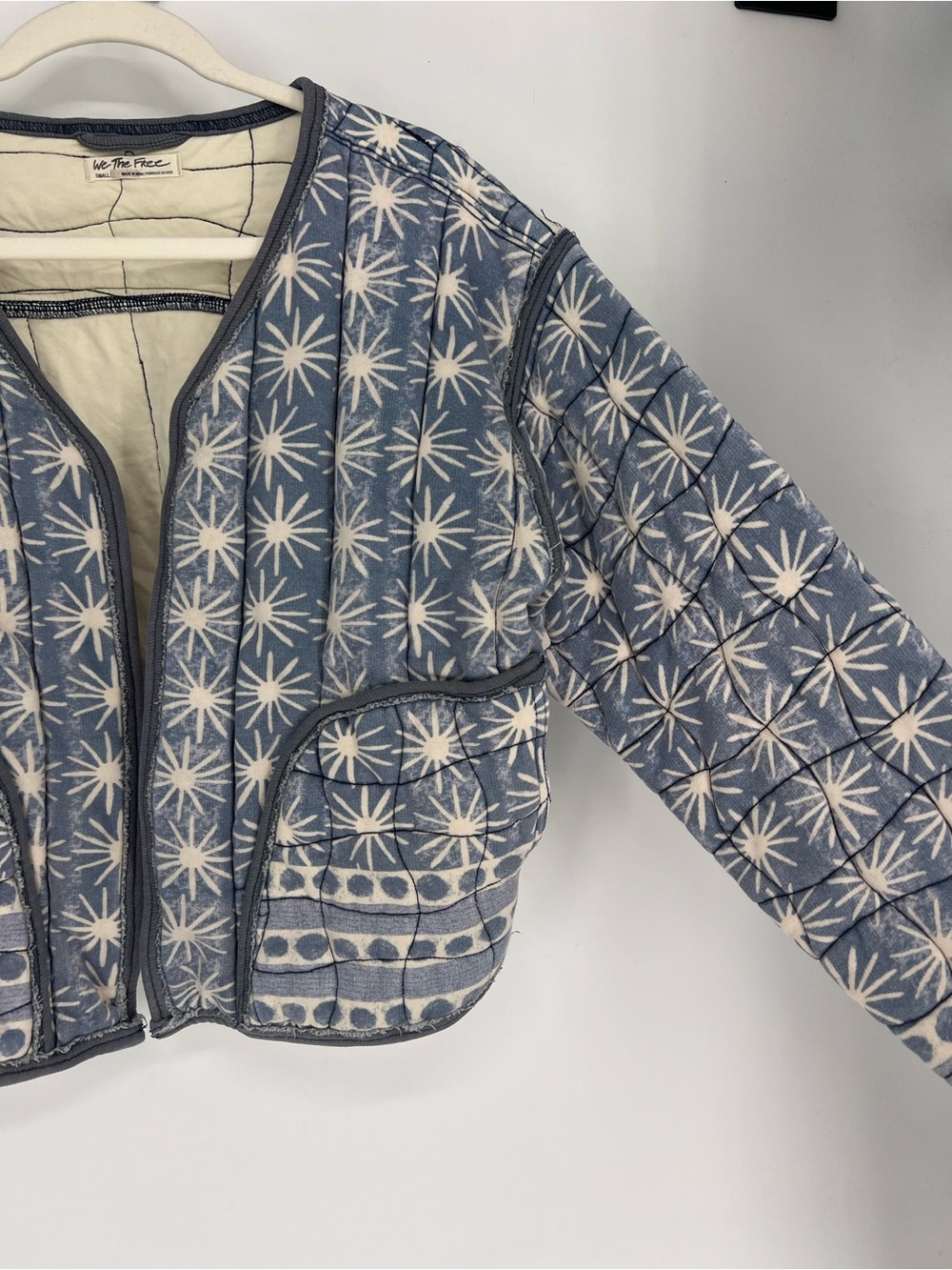 Free People Blue Starburst Pattern Open Quilted Bohemian Cropped Jacket S - Picture 2 of 7